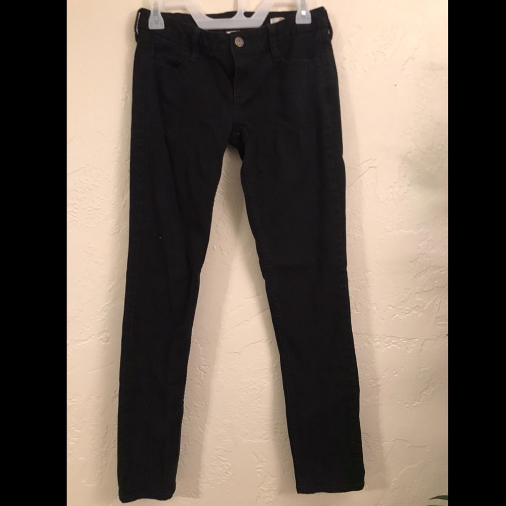 Black skinny jeans